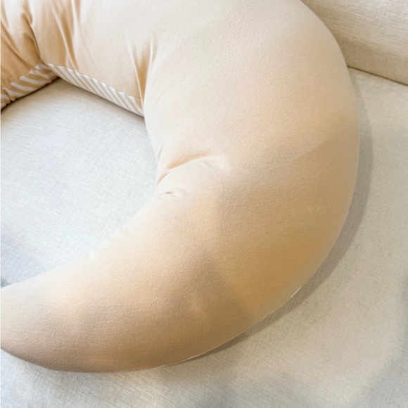 Mamaway Pregnancy Pillow for Sleeping / Nursing Pillow for Pregnancy - Picture 10 of 10